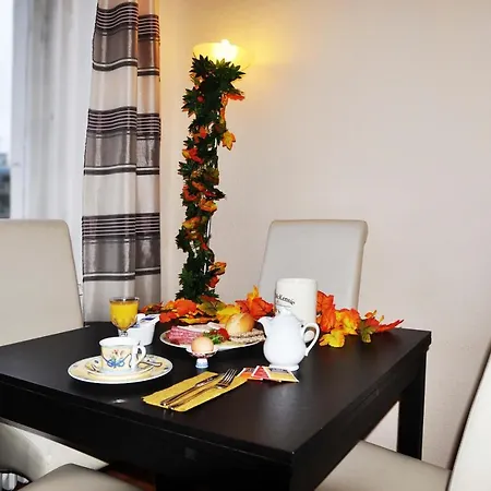 Hotel-pension Charlottenburg *