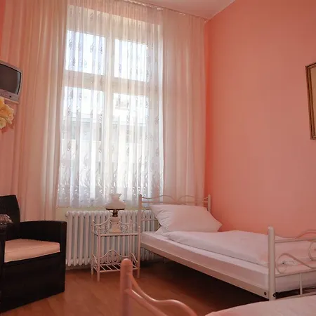 Hotel-pension Charlottenburg *