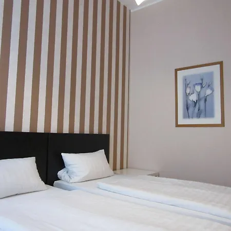 Hotel-pension Charlottenburg Vendégház *