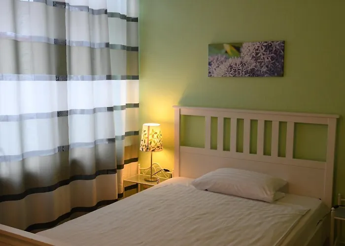 Hotel-pension Charlottenburg بيت ضيافة برلين