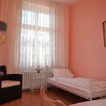 Hotel-pension Charlottenburg *