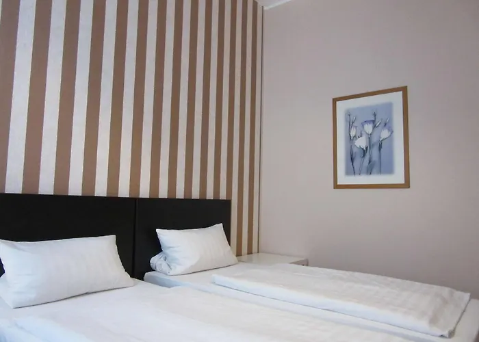 Hotel-pension Charlottenburg Gasthof *